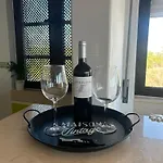 - Only 50 Meters Away Σπίτι διακοπών